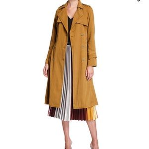 Le Superbe Delon Tan Twill Trench Coat